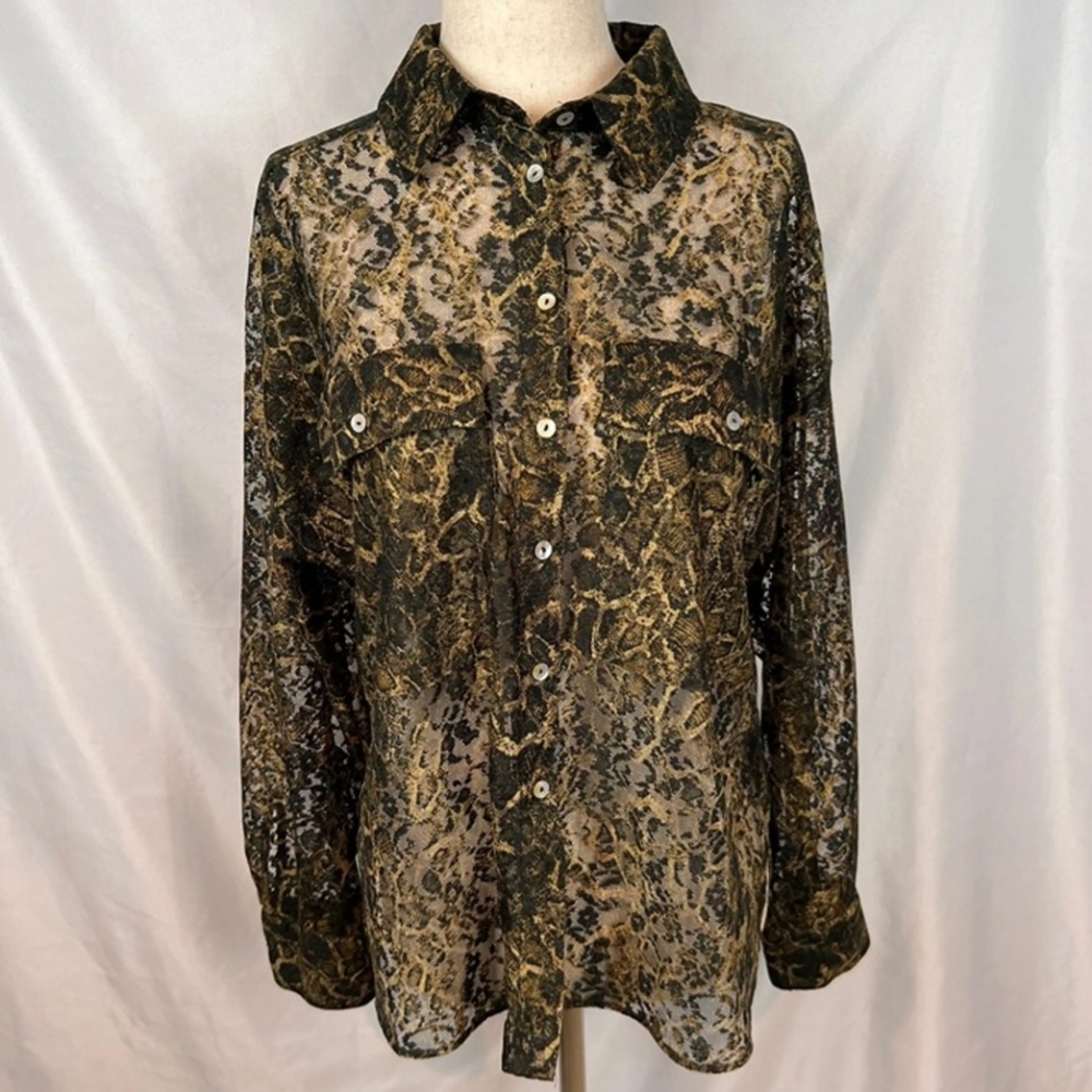 Zara Snakeskin print lace blouse with 2 front pockets. Size S - Picture 1 of 10